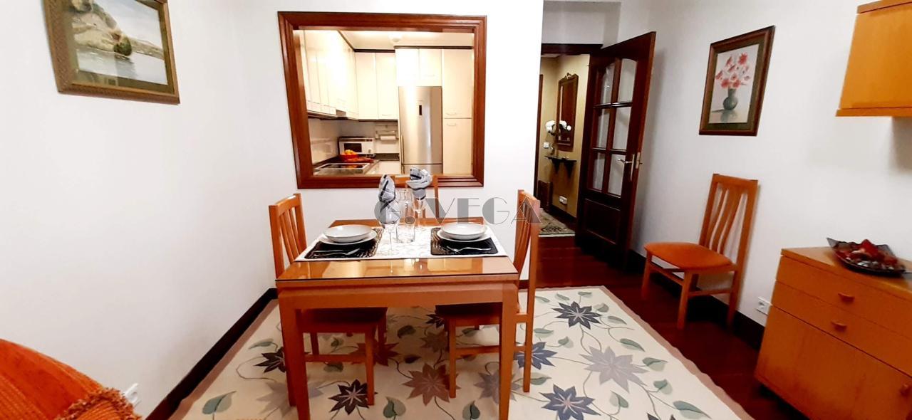 179205644644100174034_179205631884 Alquilamos este partamento de dos dormitorios. CENTRICO y con garaje y bodega. Amueblado