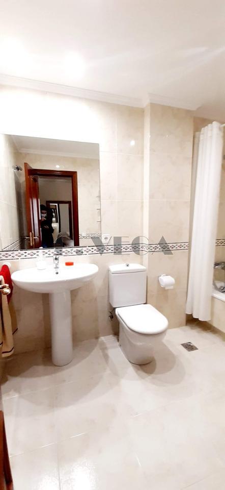 179205644810400174034_179205632040 Alquilamos este partamento de dos dormitorios. CENTRICO y con garaje y bodega. Amueblado