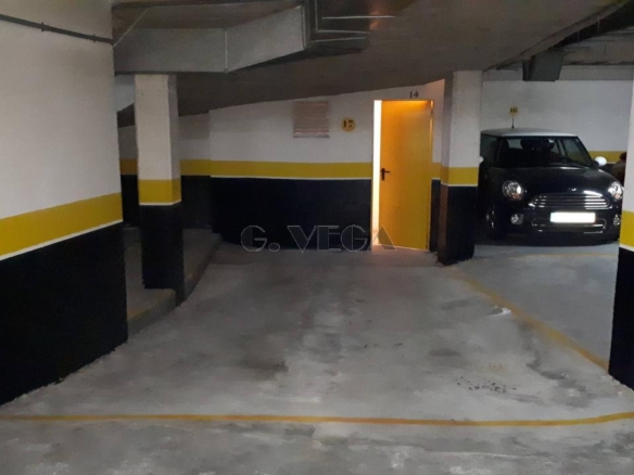 Alquilamos este partamento de dos dormitorios. CENTRICO y con garaje y bodega. Amueblado