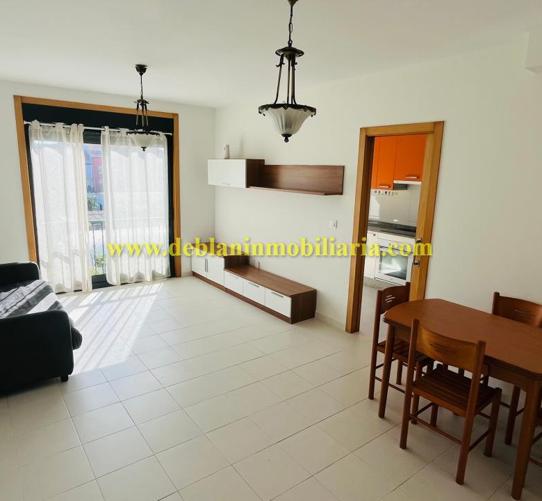PISO DE 3 HABITACIONES EN EL CENTRO