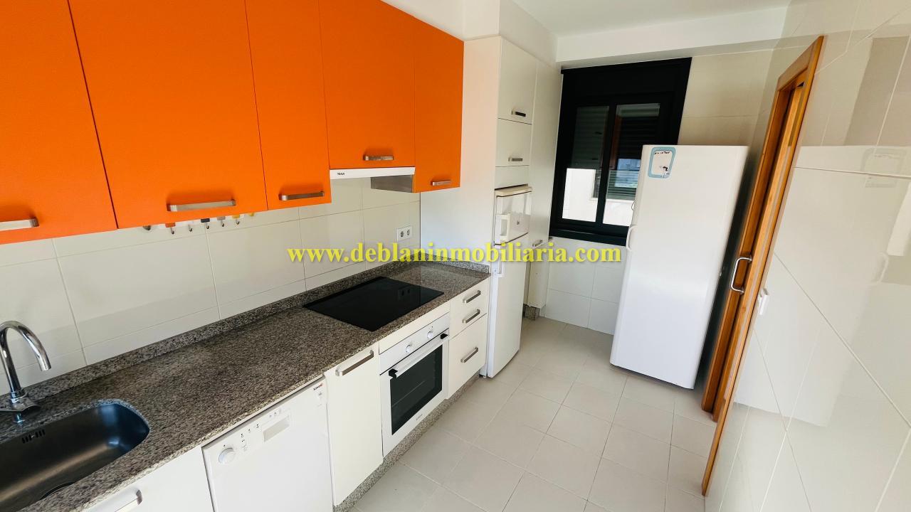 179205894219200174042_179205826592 PISO DE 3 HABITACIONES EN EL CENTRO