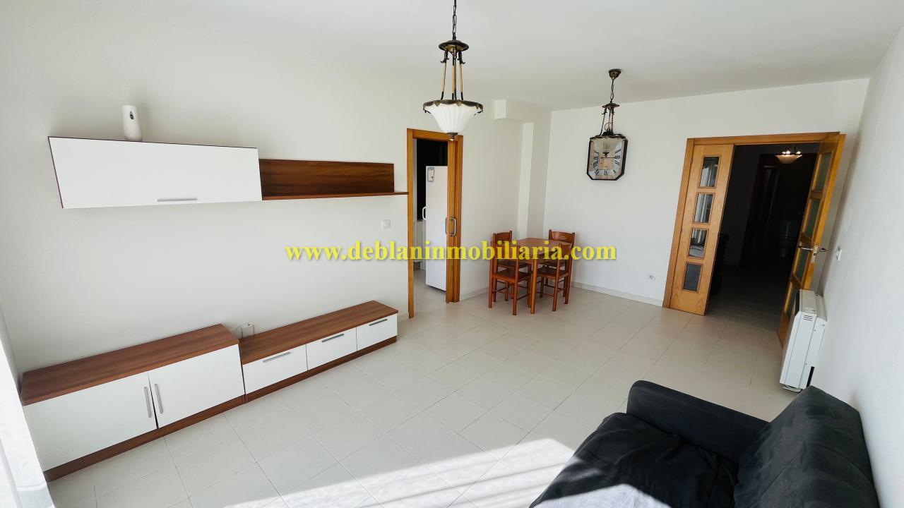 179205894349200174042_179205826864 PISO DE 3 HABITACIONES EN EL CENTRO