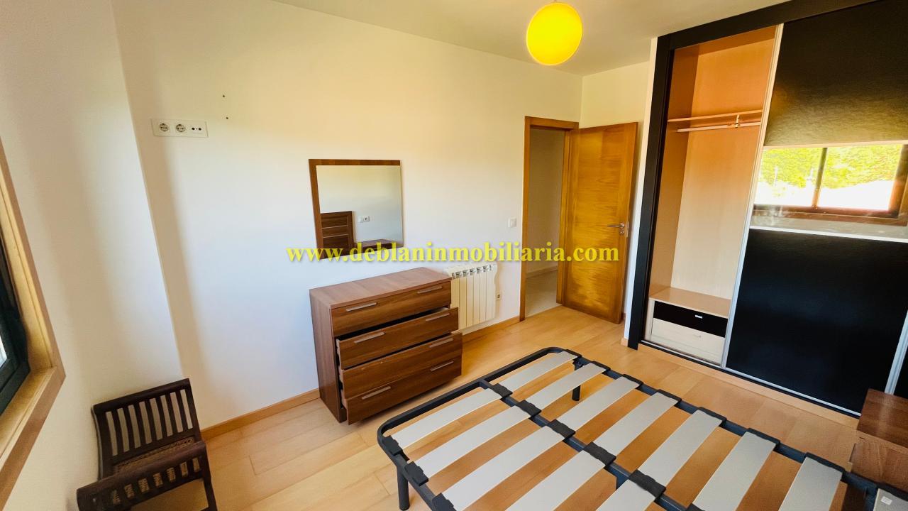 179205894408000174042_179205828075 PISO DE 3 HABITACIONES EN EL CENTRO