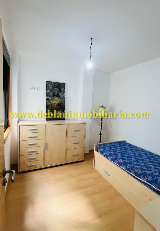 PISO DE 3 HABITACIONES EN EL CENTRO