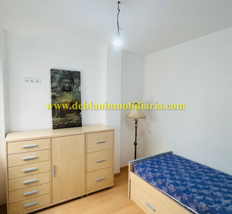 PISO DE 3 HABITACIONES EN EL CENTRO