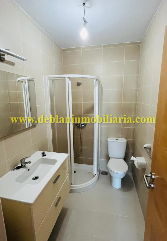 PISO DE 3 HABITACIONES EN EL CENTRO
