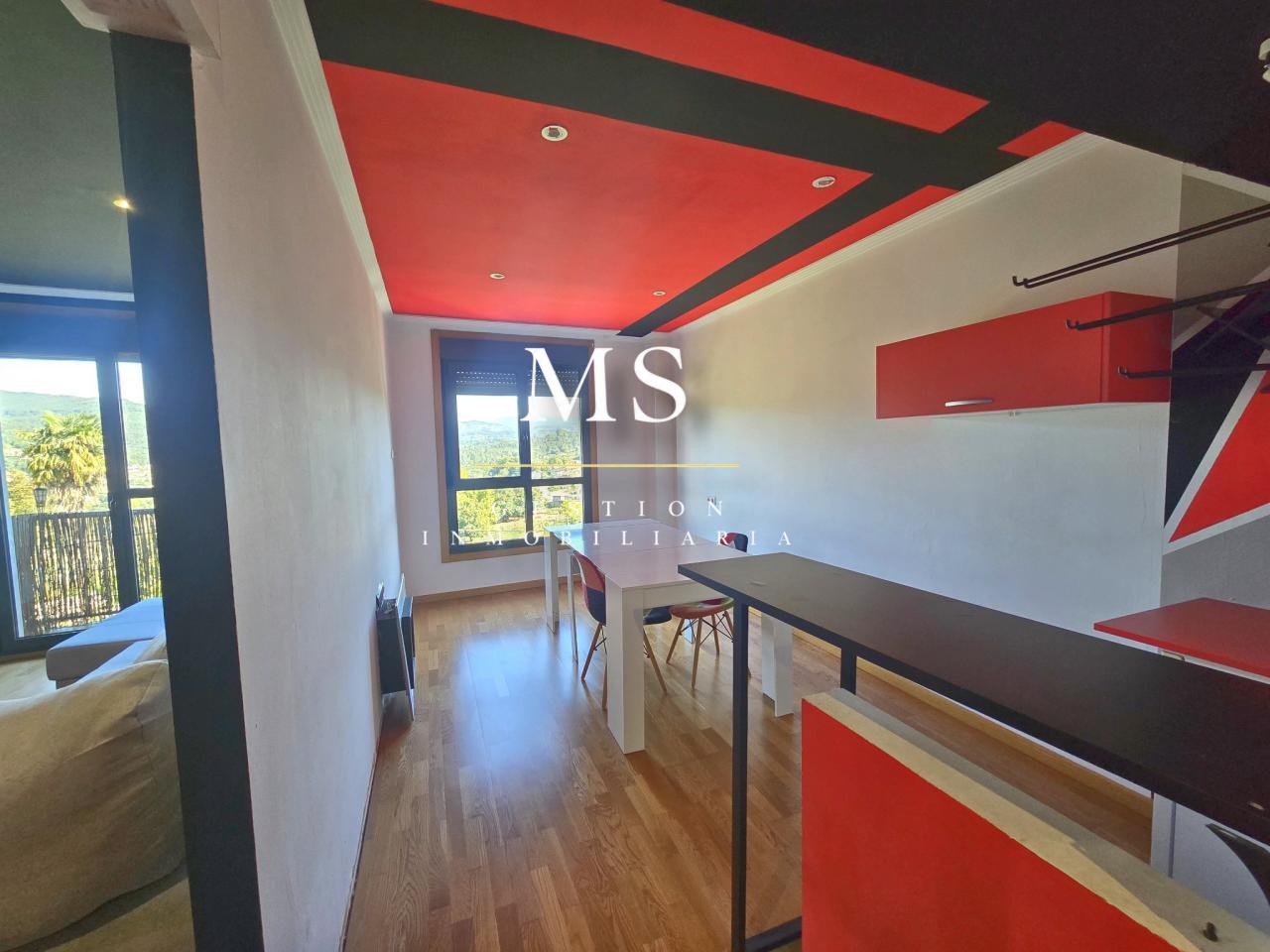 179206995783900174050_179206960484 Piso moderno de 90 m² en Mondariz con vistas al monte, garaje y trastero