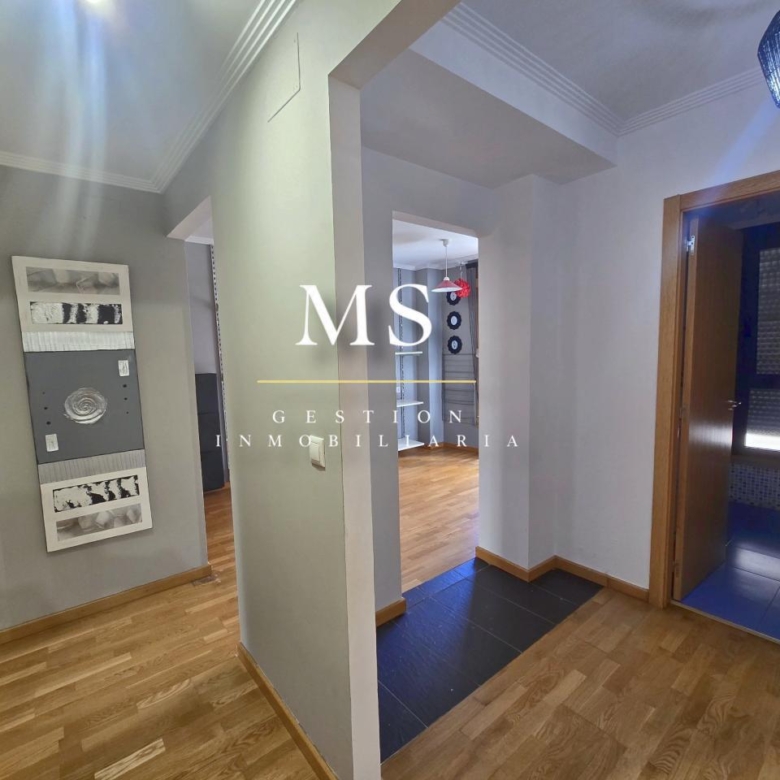 Piso moderno de 90 m² en Mondariz con vistas al monte, garaje y trastero
