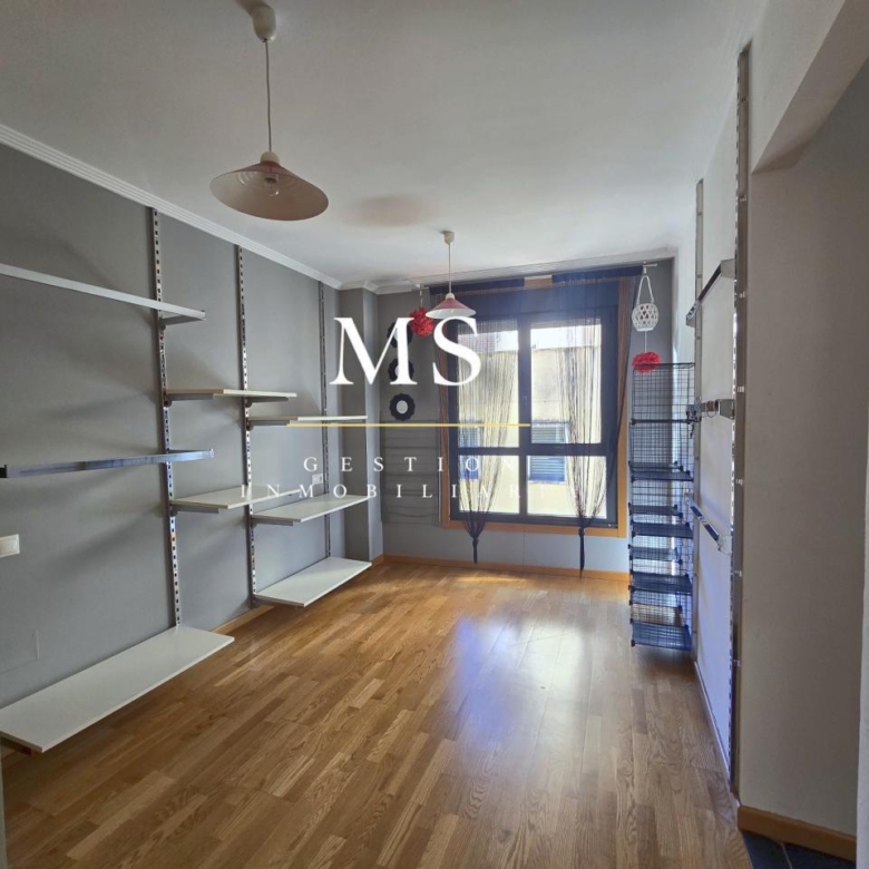 Piso moderno de 90 m² en Mondariz con vistas al monte, garaje y trastero