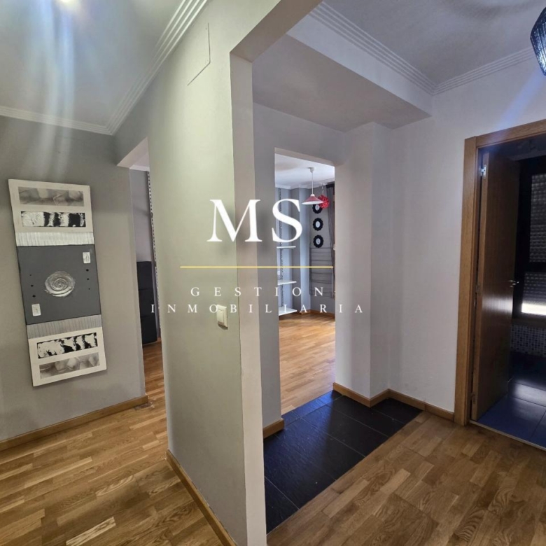 Piso moderno de 90 m² en Mondariz con vistas al monte, garaje y trastero