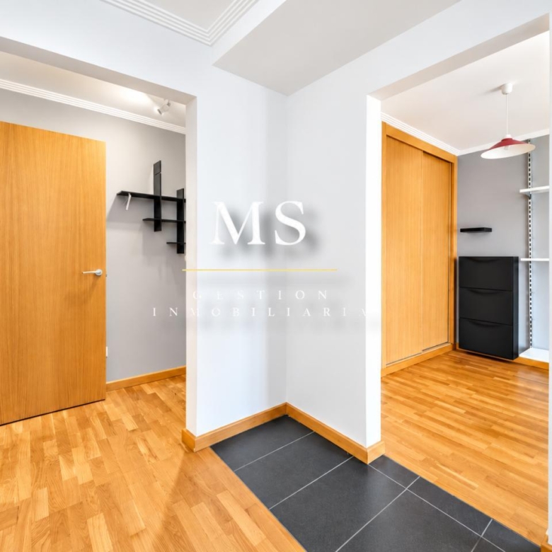 Piso moderno de 90 m² en Mondariz con vistas al monte, garaje y trastero