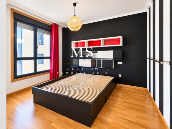 Piso moderno de 90 m² en Mondariz con vistas al monte, garaje y trastero