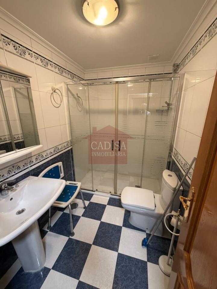 179213674066600173853_179213658076 PISO EN ALQUILER EN MARISTAS. CAMPUS. REF 10661