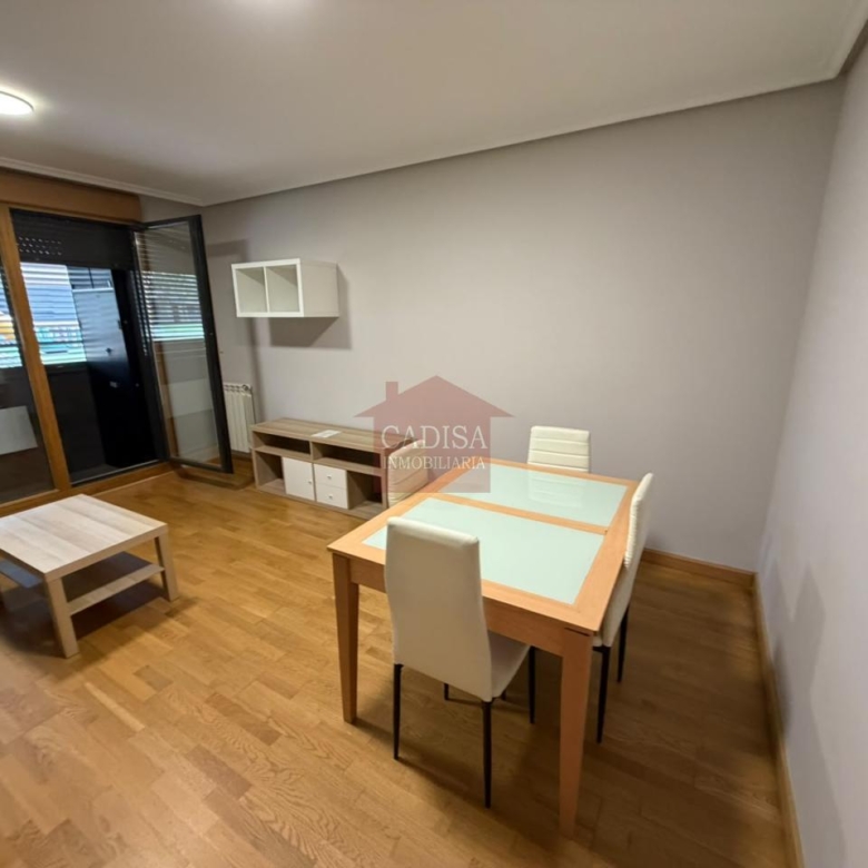 APARTAMENTO EN ALQUILER EN LA FONTANA. REF 10649