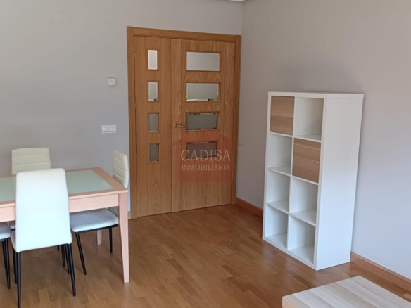 APARTAMENTO EN ALQUILER EN LA FONTANA. REF 10649