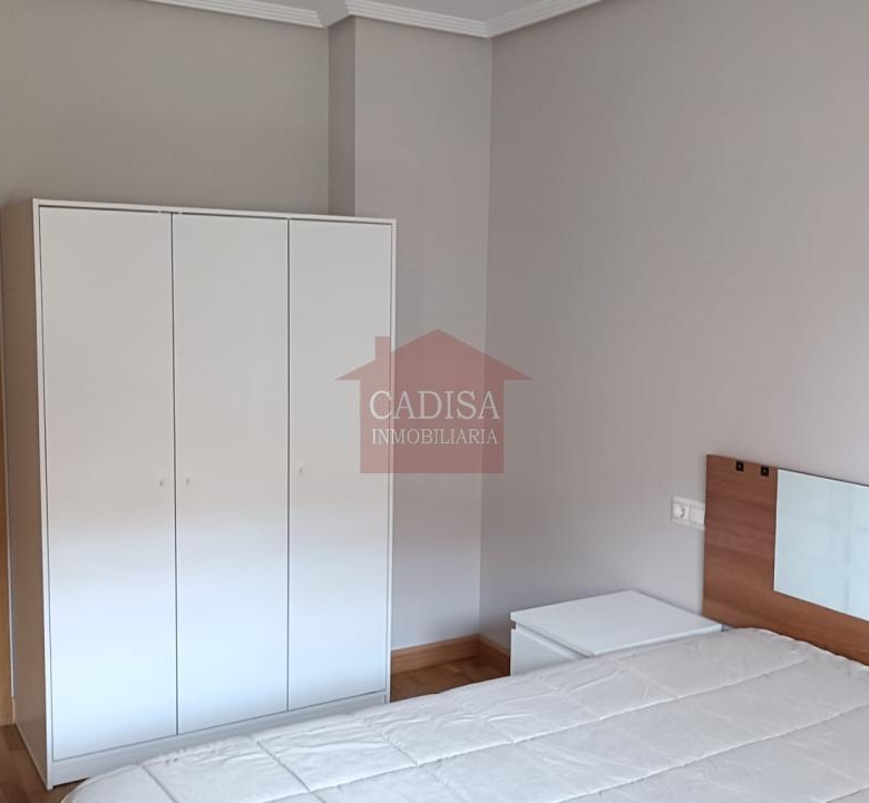 APARTAMENTO EN ALQUILER EN LA FONTANA. REF 10649