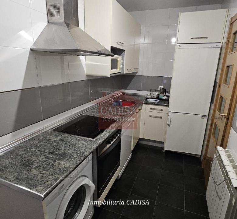 APARTAMENTO EN ALQUILER EN LA FONTANA. REF 10649