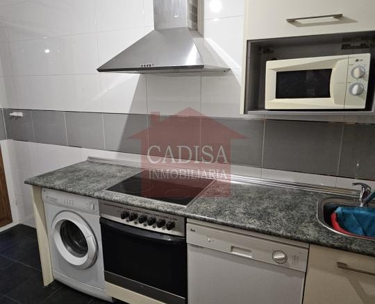 APARTAMENTO EN ALQUILER EN LA FONTANA. REF 10649