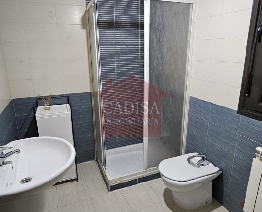 APARTAMENTO EN ALQUILER EN LA FONTANA. REF 10649