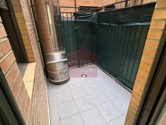 APARTAMENTO EN ALQUILER EN LA FONTANA. REF 10649