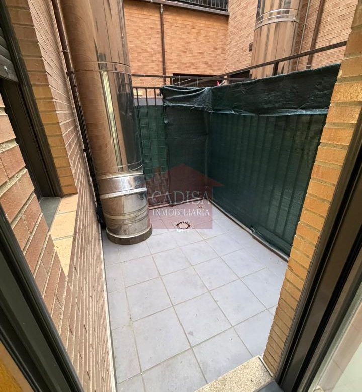APARTAMENTO EN ALQUILER EN LA FONTANA. REF 10649