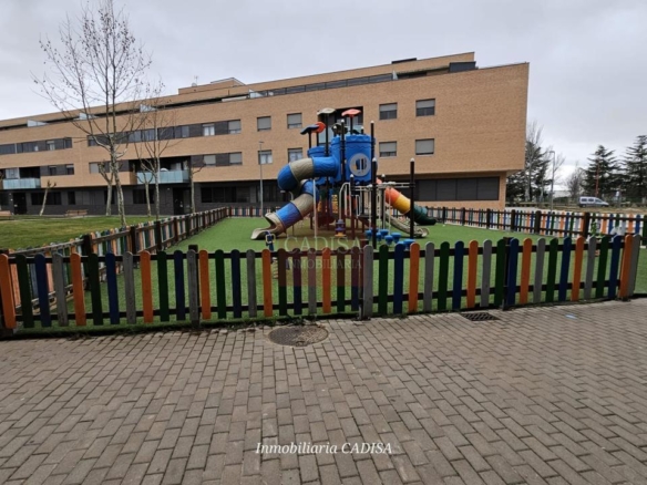 APARTAMENTO EN ALQUILER EN LA FONTANA. REF 10649