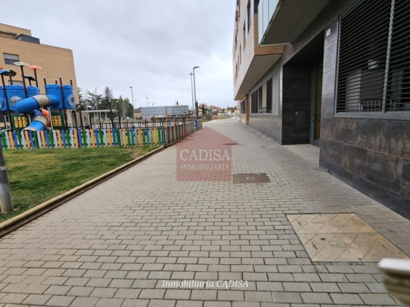 APARTAMENTO EN ALQUILER EN LA FONTANA. REF 10649