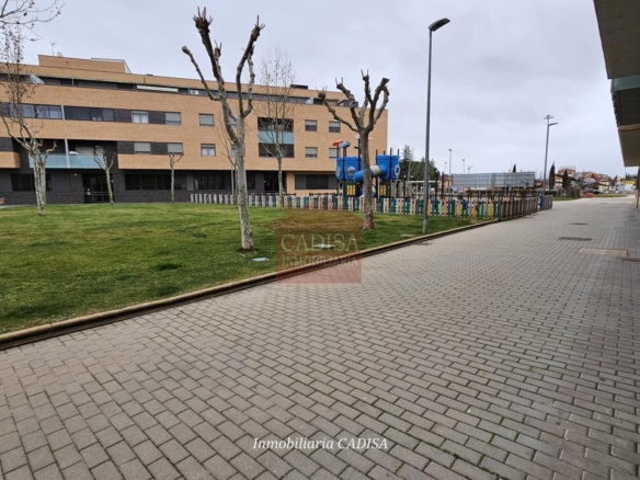 APARTAMENTO EN ALQUILER EN LA FONTANA. REF 10649