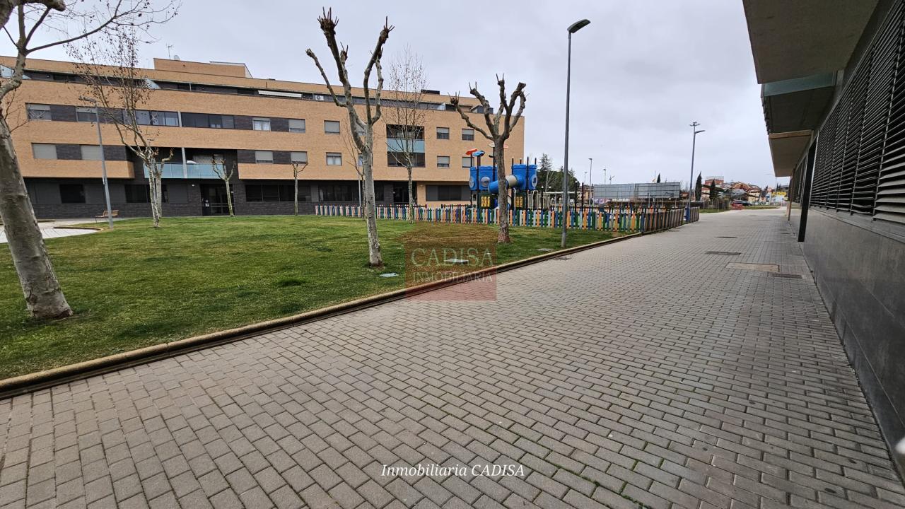 179213676876000173755_178851567339 APARTAMENTO EN ALQUILER EN LA FONTANA. REF 10649