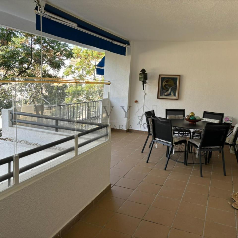 Piso en venta en Puerto Banus