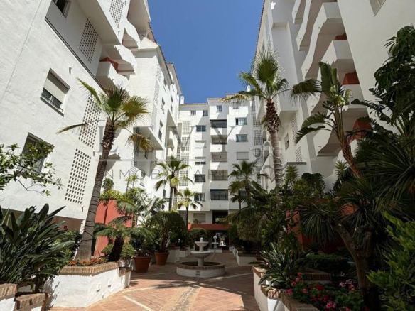 Piso en venta en Puerto Banus