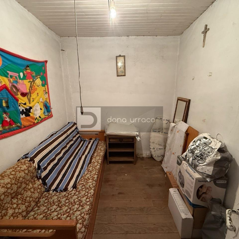 CASA CON TERRENO SEGREGABLE, VISTAS IMPRESIONANTES Y CERCA DEL CENTRO DE SALCEDA DE CASELAS