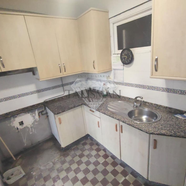 CASA EN VENTA EN BETANZOS