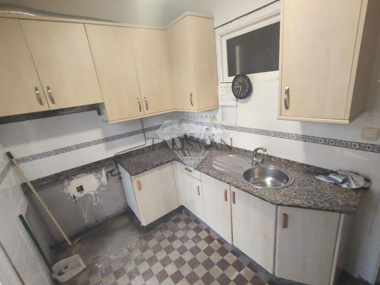 CASA EN VENTA EN BETANZOS