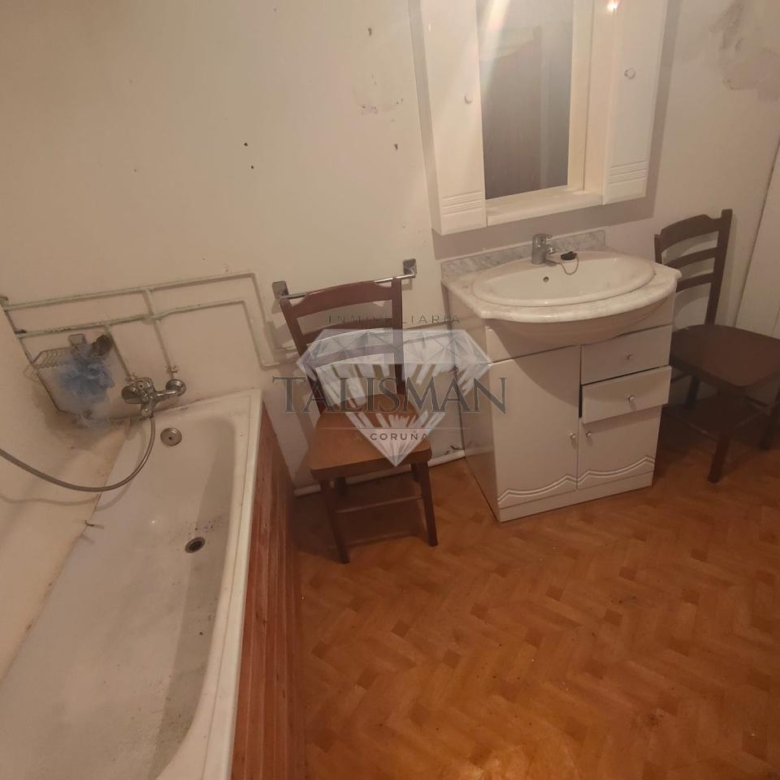 CASA EN VENTA EN BETANZOS