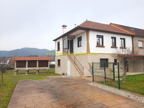 PRIMERA PLANTA DE VIV. UNIFAMILIAR CON PARCELA
