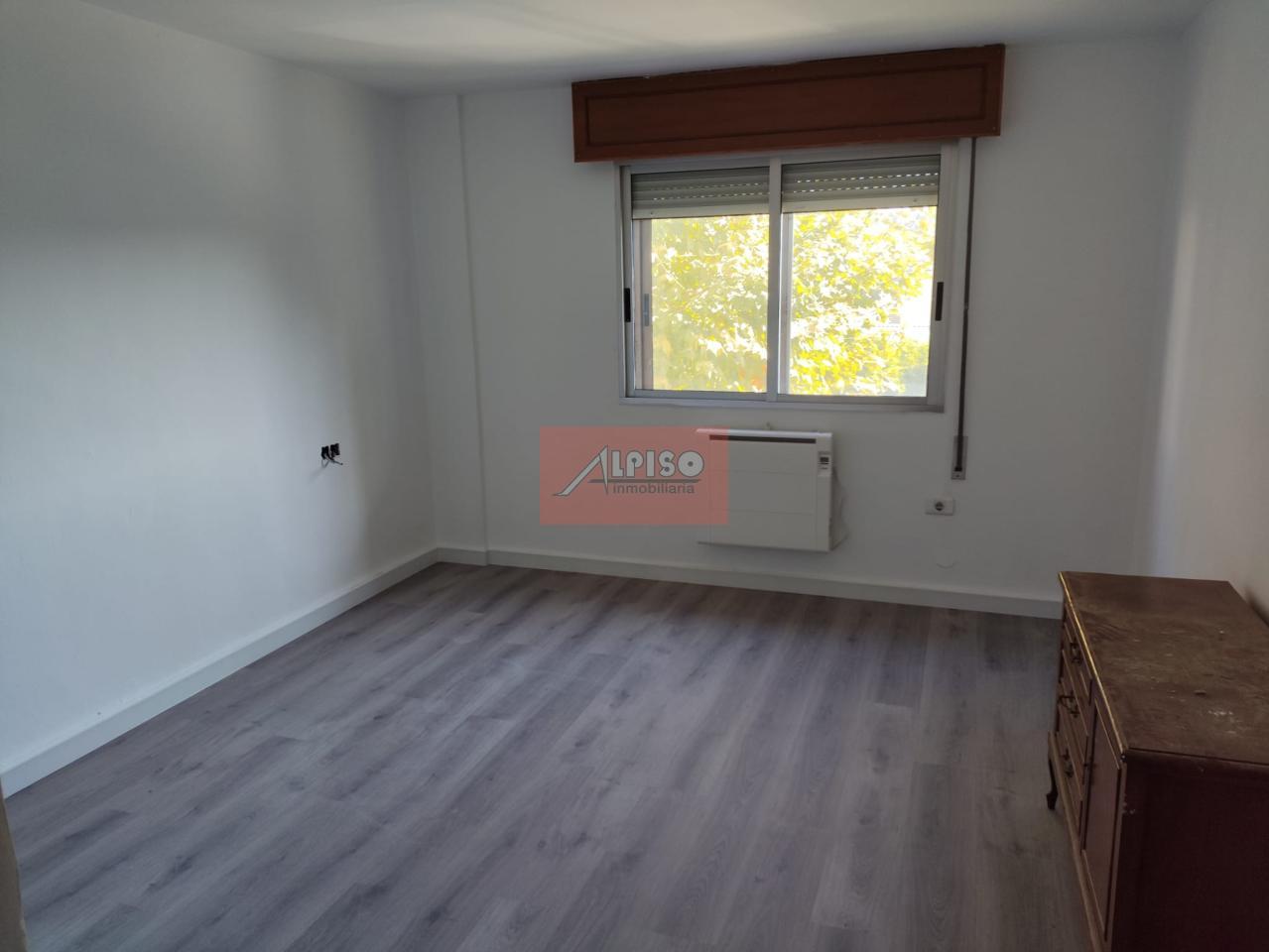 179242187366500174032_179199340936 Piso en Ourense