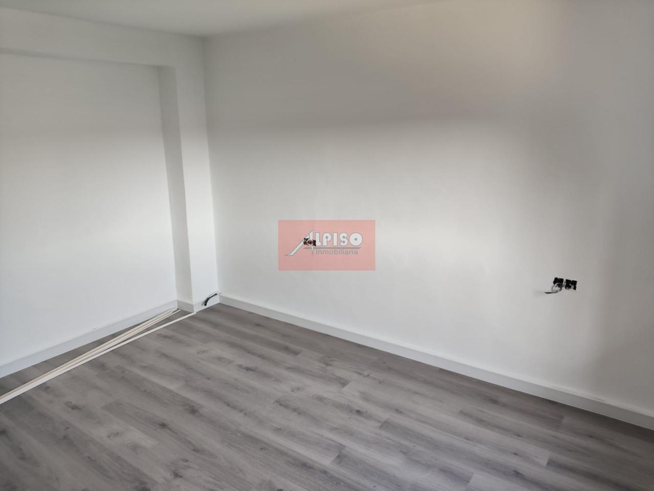 179242187772100174032_179199341367 Piso en Ourense