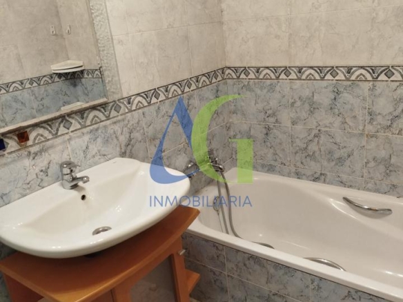 SE ALQUILA  APARTAMENTO DE 1 HABITACION EN VILLAOBISPO