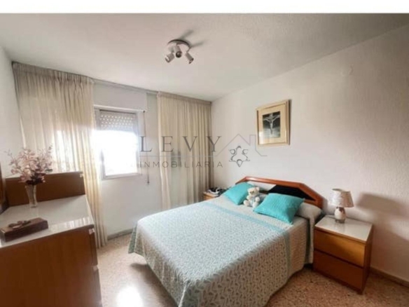 OPORTUNIDAD EN MÁLAGA CAPITAL! VIVIENDA CON VISTAS AL MAR