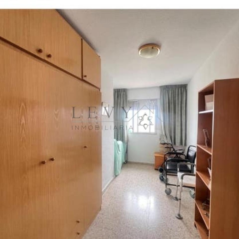 OPORTUNIDAD EN MÁLAGA CAPITAL! VIVIENDA CON VISTAS AL MAR