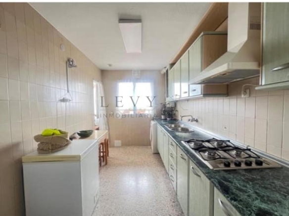 OPORTUNIDAD EN MÁLAGA CAPITAL! VIVIENDA CON VISTAS AL MAR