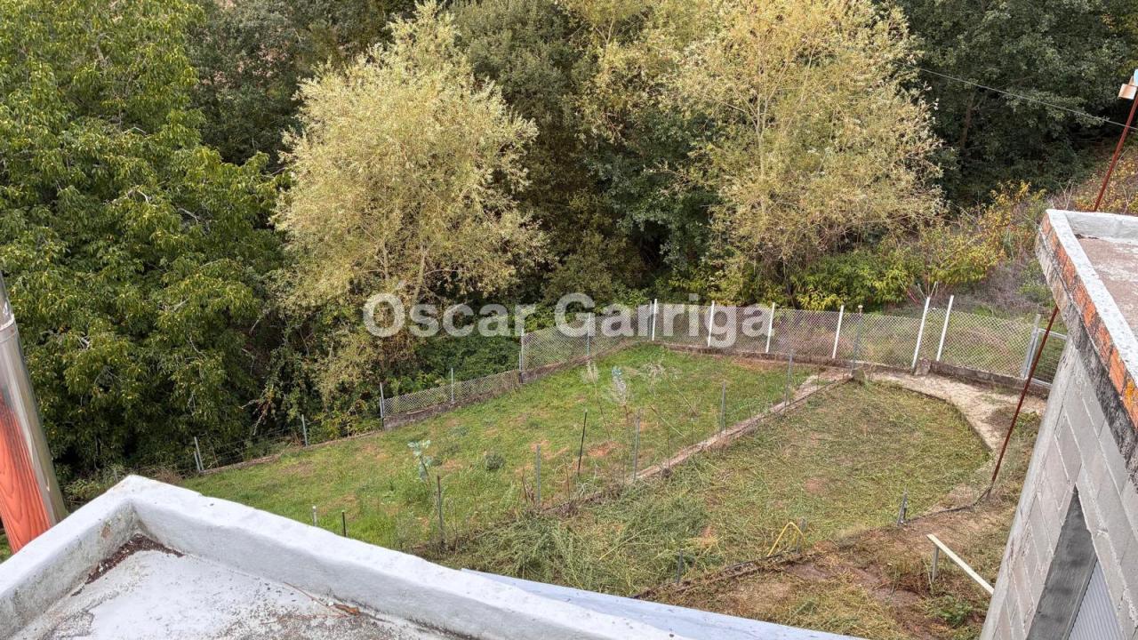 ¡OPORTUNIDAD INMOBILIARIA EN PLENA NATURALEZA!  SE VENDEN NAVES INDUSTRIALES CON FINCA COLINDANTE