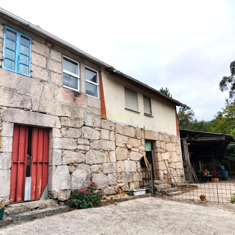 Casa en Arbo