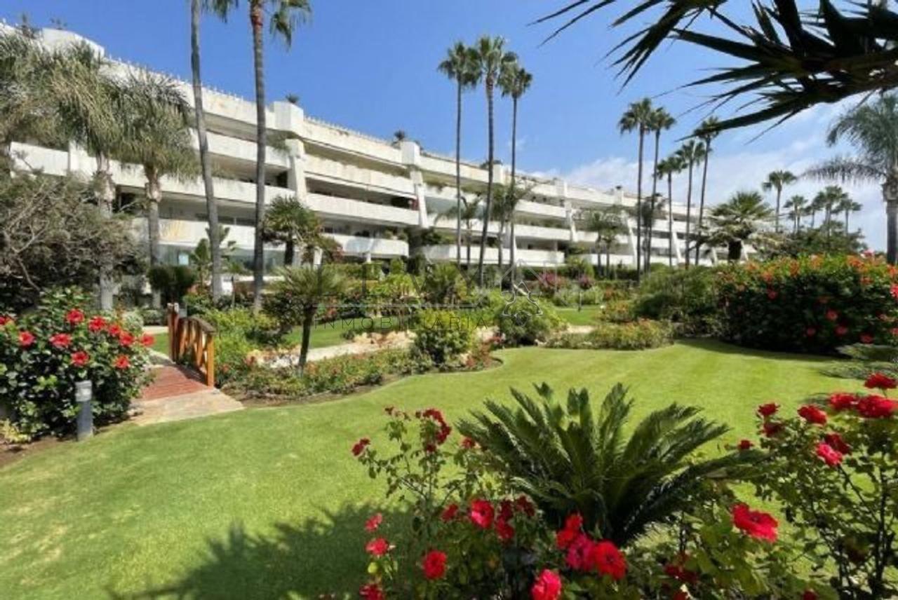 179249804012400174111_179249774674 Apartamento en Puerto Banús – Marbella