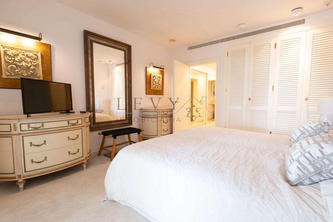 179249804114000174111_179249774777 Apartamento en Puerto Banús – Marbella