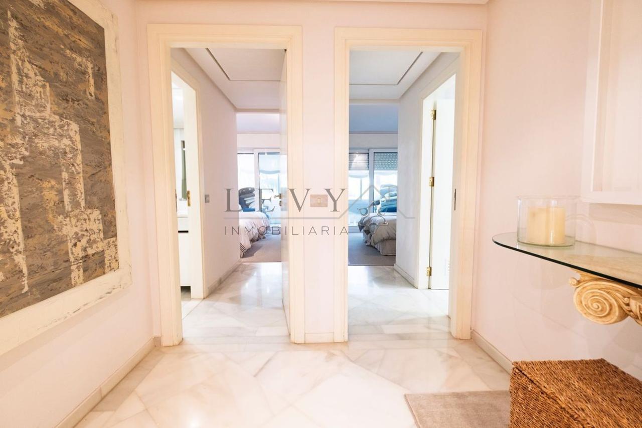 179249804399700174111_179249775304 Apartamento en Puerto Banús – Marbella