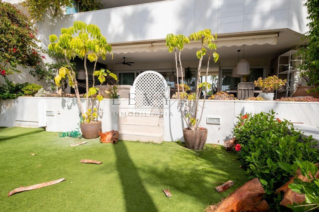 179249804699300174111_179249775943 Apartamento en Puerto Banús – Marbella