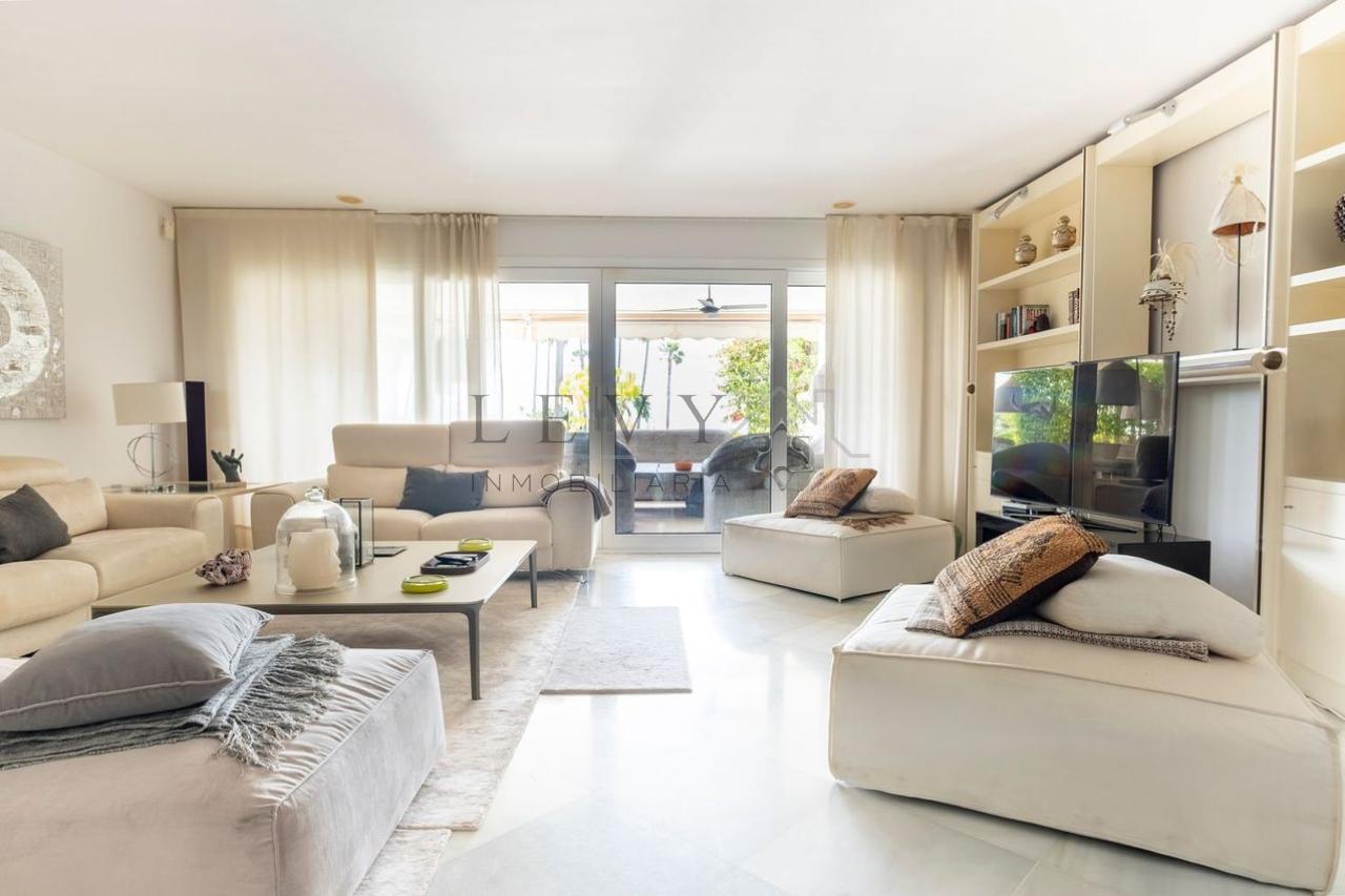 179249805007100174111_179249776678 Apartamento en Puerto Banús – Marbella