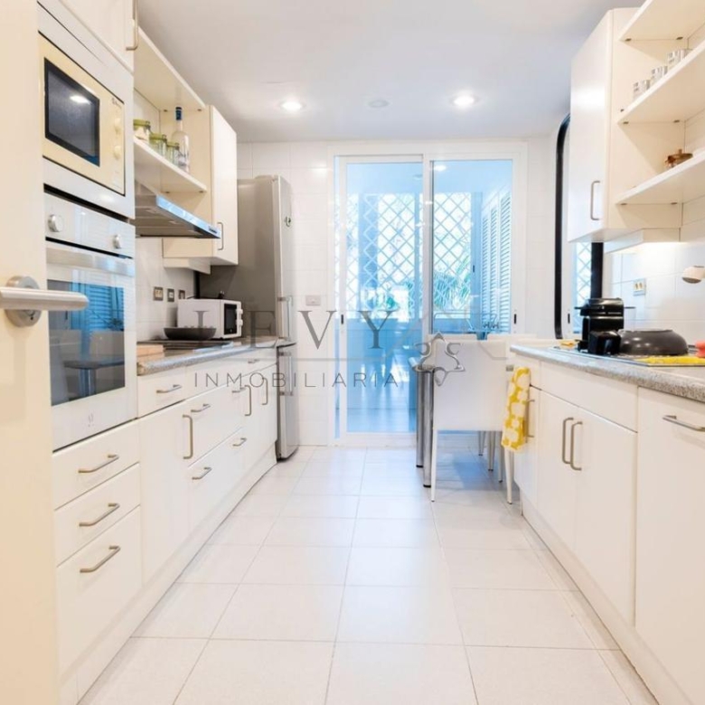 Apartamento en Puerto Banús – Marbella